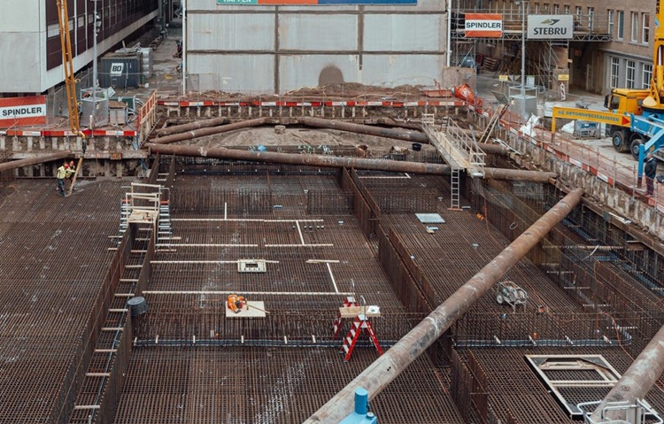 Figuur 16 Wapening in de funderingsplaat