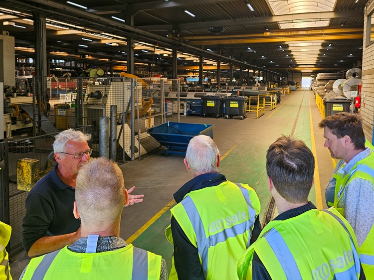 Foto 2 Rondleiding bij Orion Metal